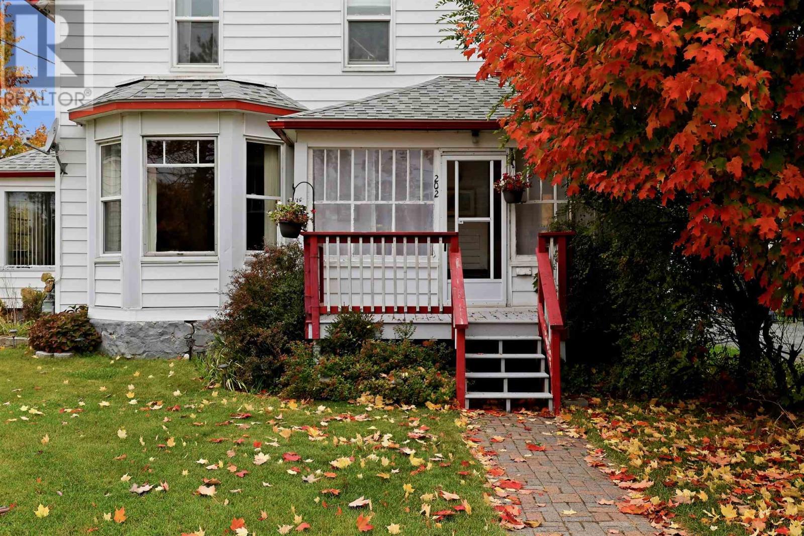 202 Water St, Thessalon, Ontario  P0R 1L0 - Photo 2 - SM262940