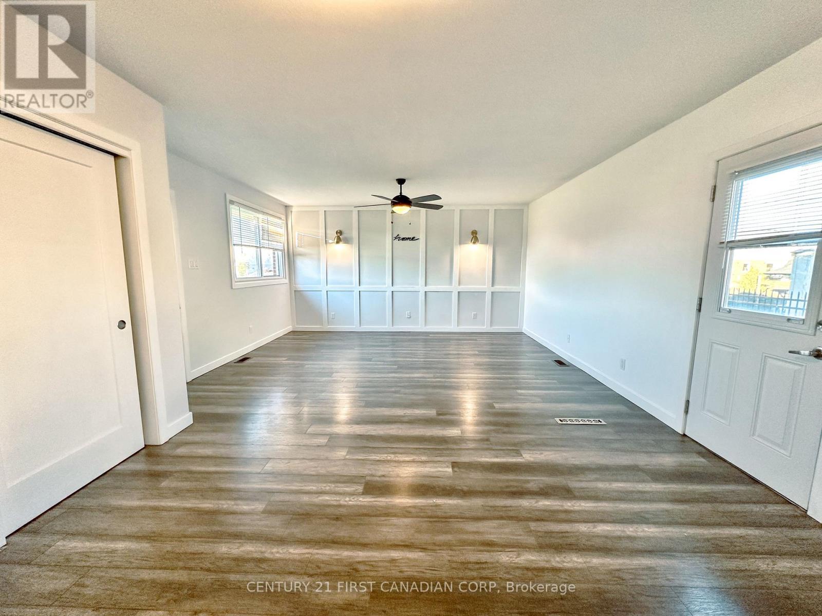 33374 Richmond Street, Lucan Biddulph, Ontario  N0M 2J0 - Photo 10 - X14099784