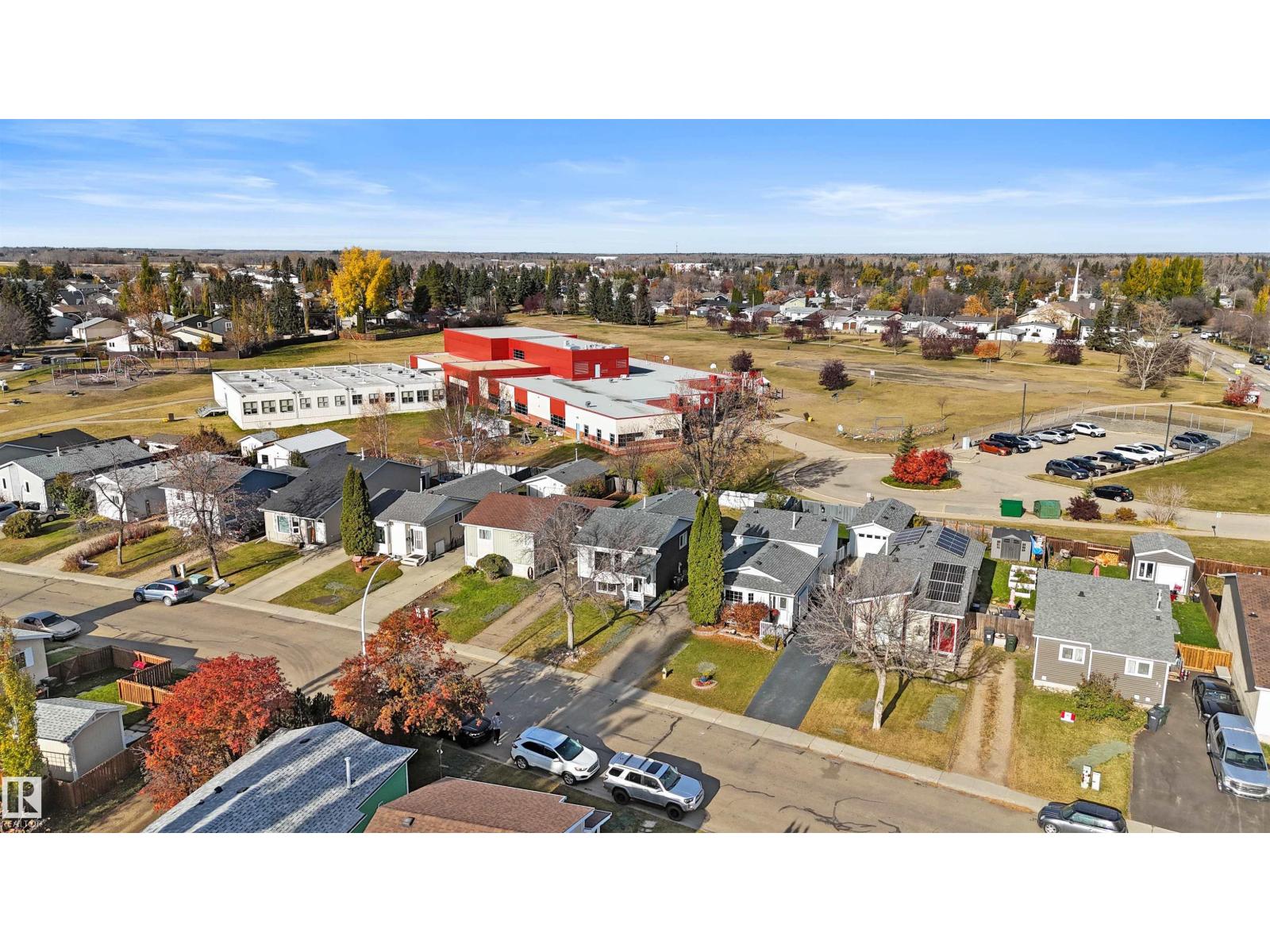 16 WILSON DR