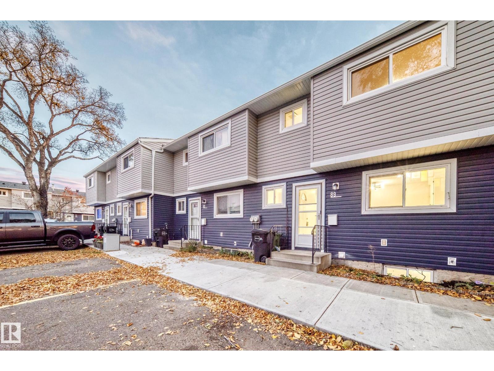 89 Habitat Cr NW, Edmonton, Alberta  T5A 3K8 - Photo 1 - E4513635