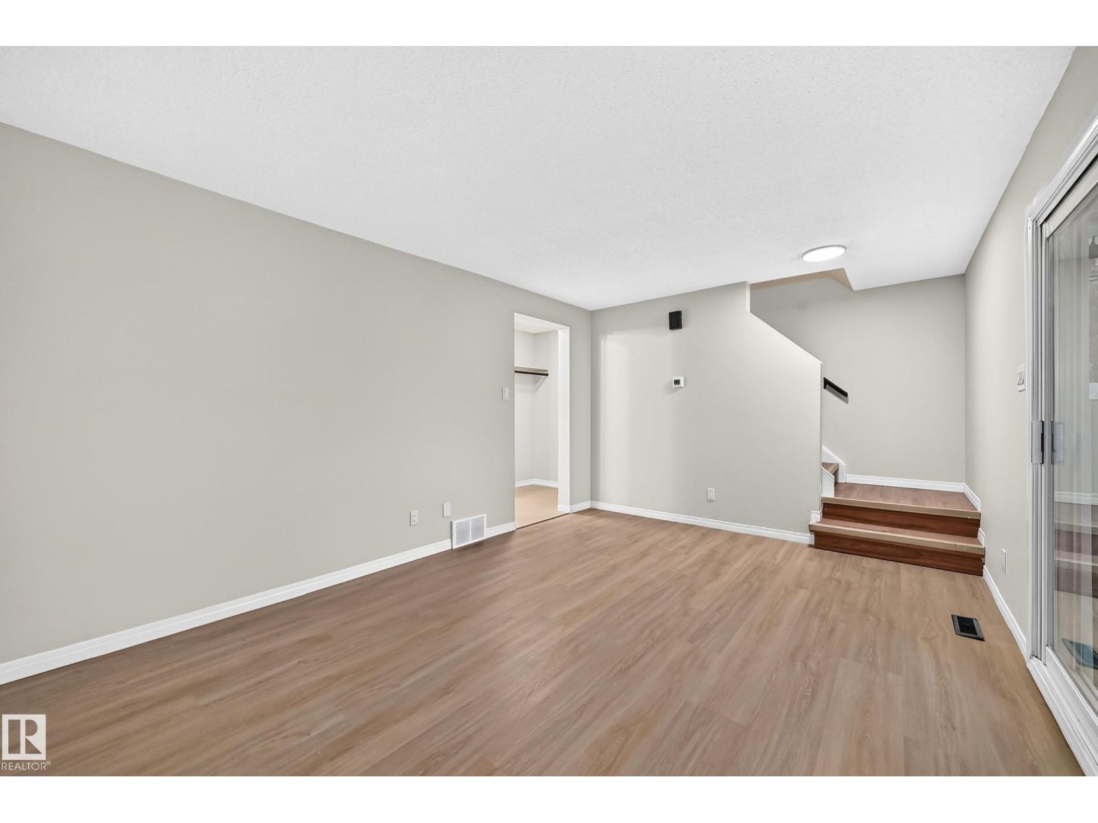 89 Habitat Cr NW, Edmonton, Alberta  T5A 3K8 - Photo 12 - E4513635