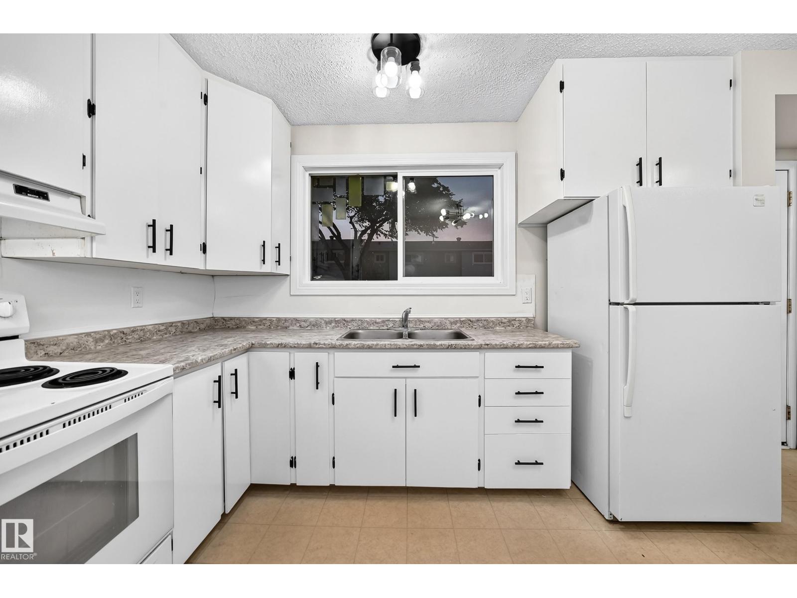 89 Habitat Cr NW, Edmonton, Alberta  T5A 3K8 - Photo 7 - E4513635