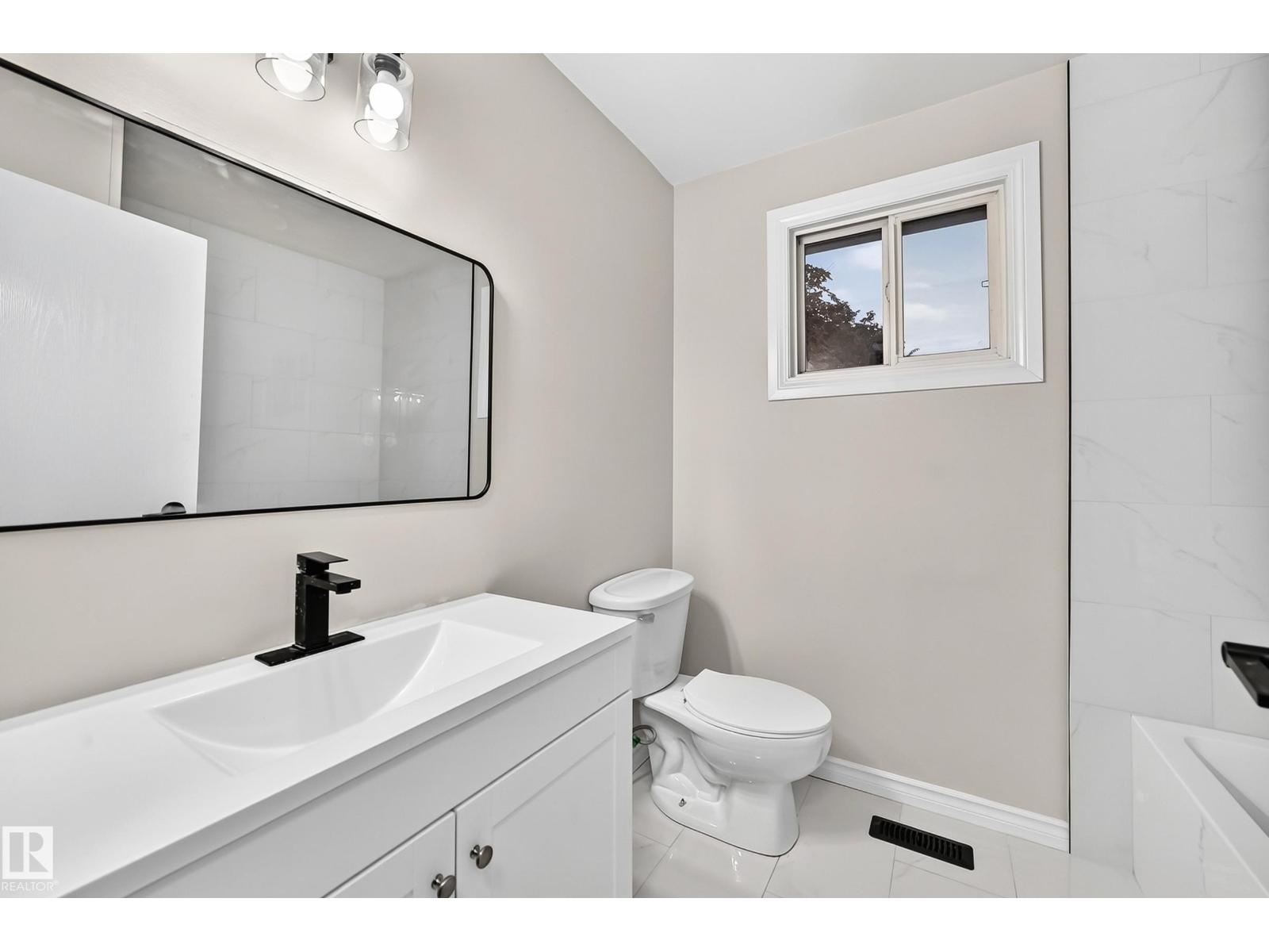89 Habitat Cr NW, Edmonton, Alberta  T5A 3K8 - Photo 24 - E4513635