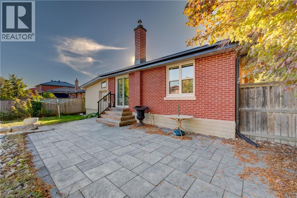108 Plymouth Road, Kitchener, Ontario  N2G 3G5 - Photo 2 - 40872753