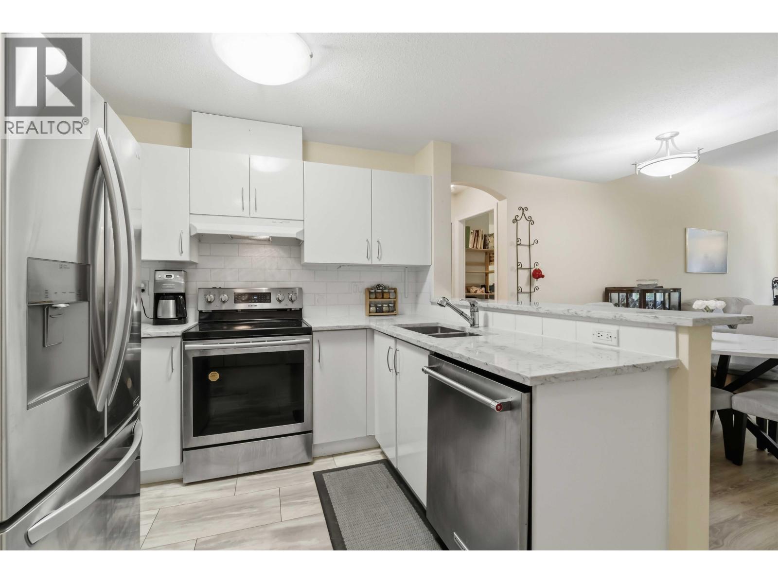 411 960 Lynn Valley Road, North Vancouver, British Columbia  V7J 3V6 - Photo 7 - R3177060