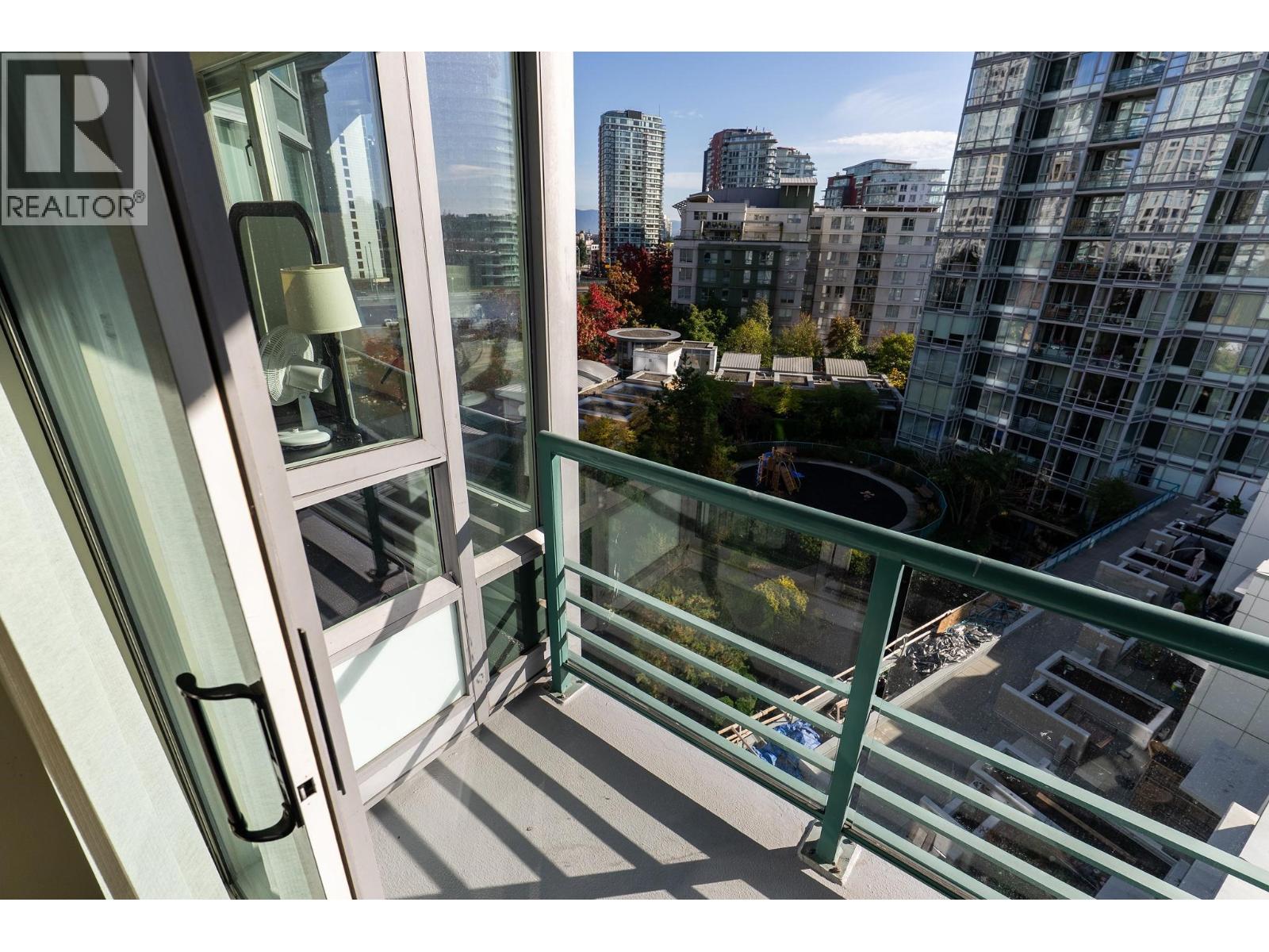901 1067 Marinaside Crescent, Vancouver, British Columbia  V6Z 3A4 - Photo 15 - R3177081
