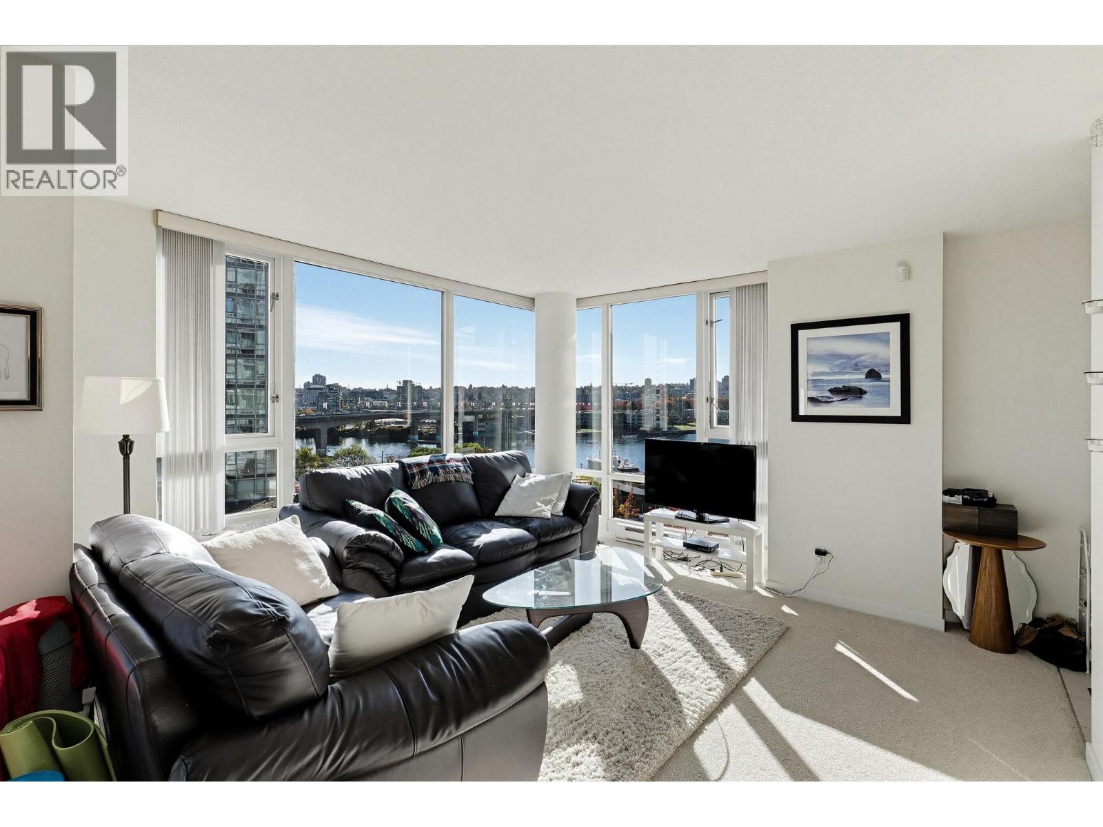 901 1067 Marinaside Crescent, Vancouver, British Columbia  V6Z 3A4 - Photo 4 - R3177081
