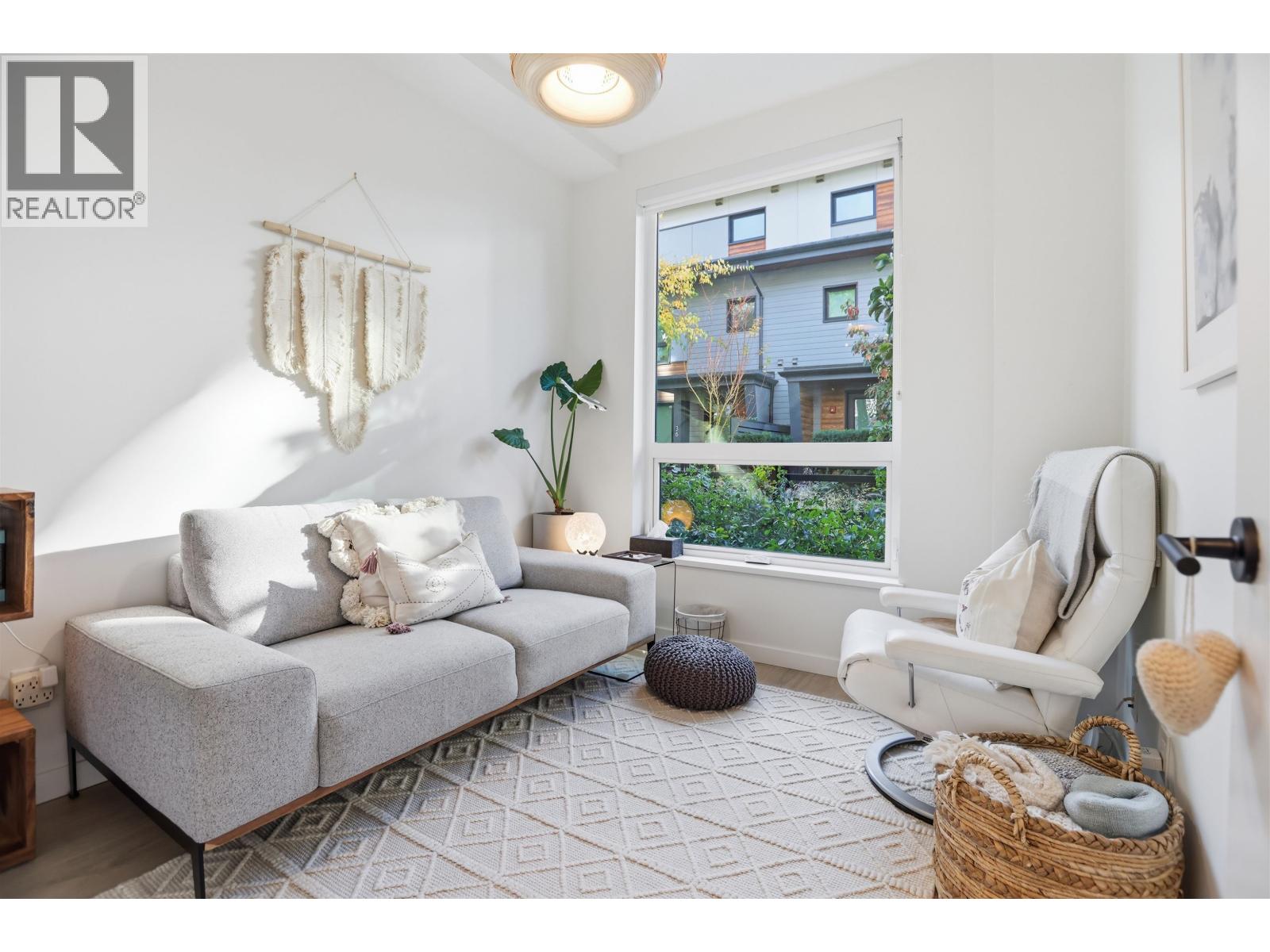 24 533 E 3rd Street, North Vancouver, British Columbia  V7L 1G4 - Photo 32 - R3177089