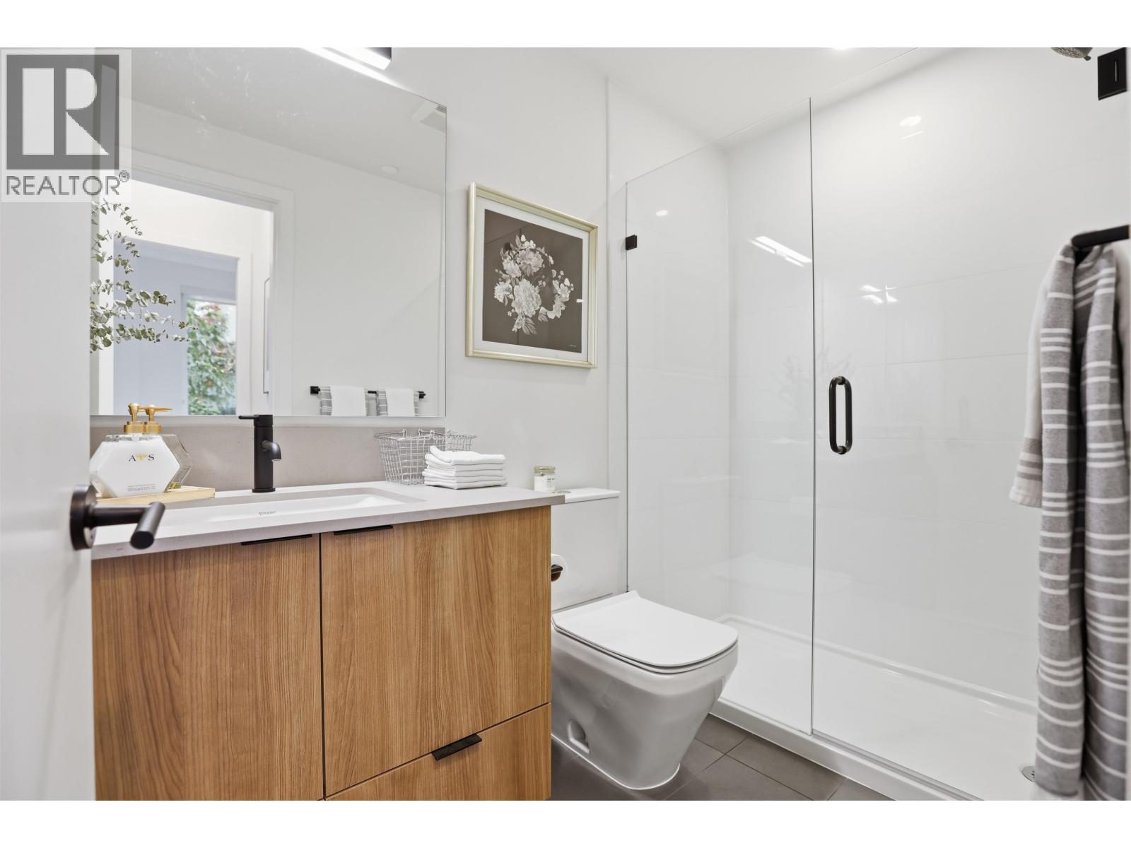24 533 E 3rd Street, North Vancouver, British Columbia  V7L 1G4 - Photo 34 - R3177089