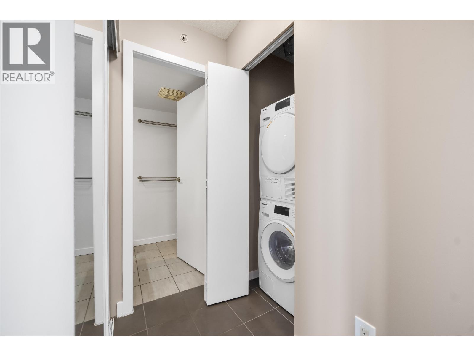 1807 4118 Dawson Street, Burnaby, British Columbia  V5C 0A3 - Photo 15 - R3177092