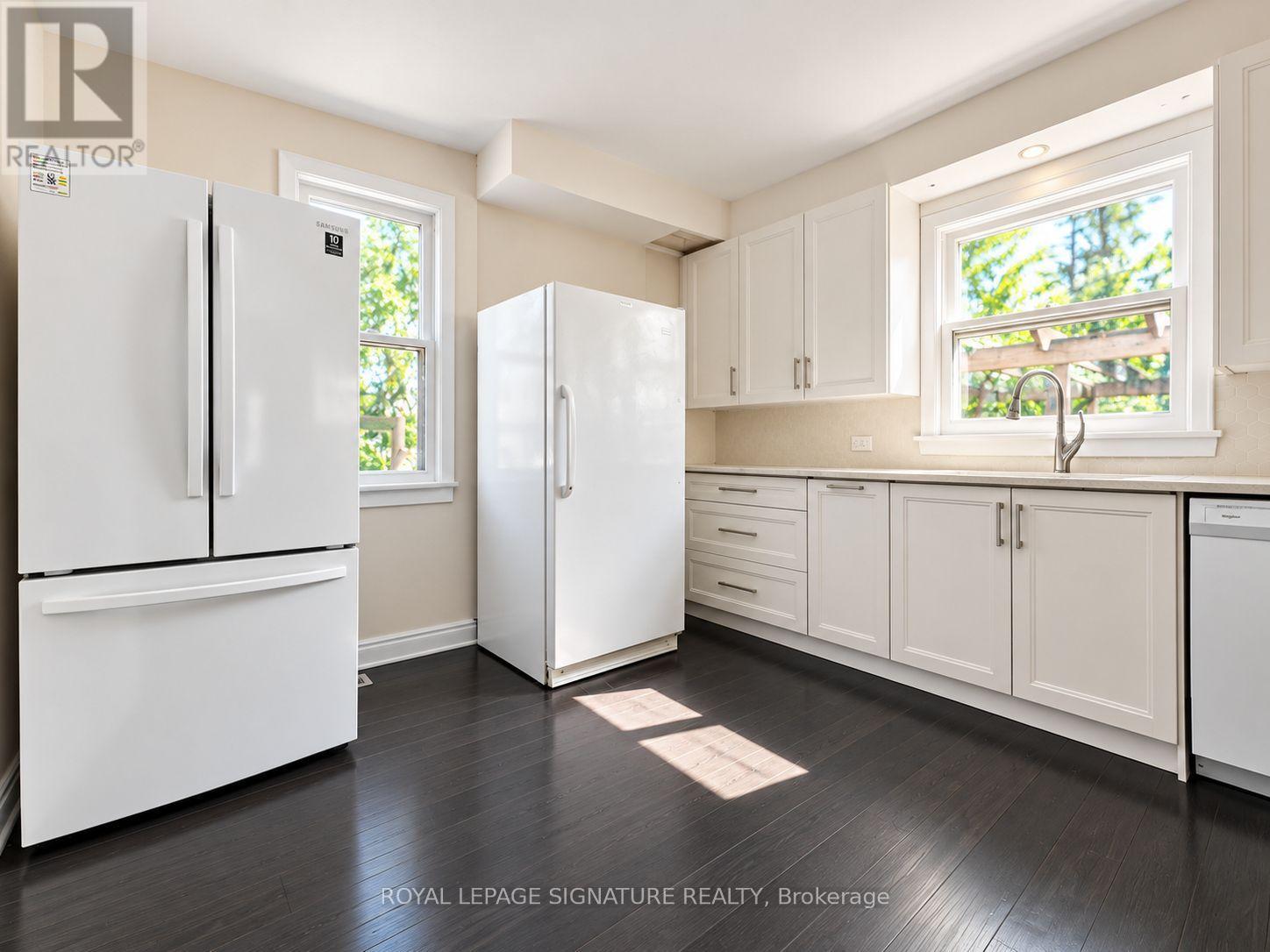 Main Unit - 21 Yongeview Avenue, Richmond Hill, Ontario  L4C 7A3 - Photo 5 - N14097498