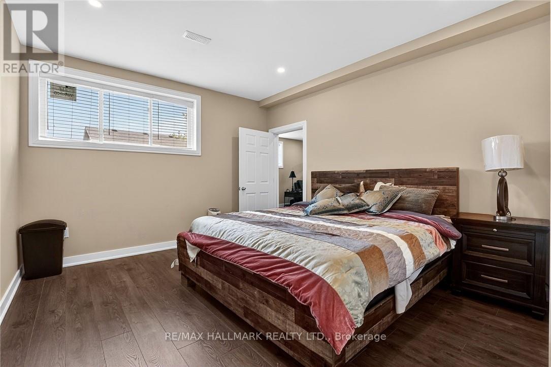 5499 Attema Crescent, West Lincoln, Ontario  L0R 1Y0 - Photo 35 - X12979670