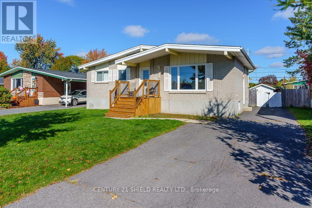 502 Anderson Drive, Cornwall, Ontario  K6H 5N3 - Photo 1 - X14099720