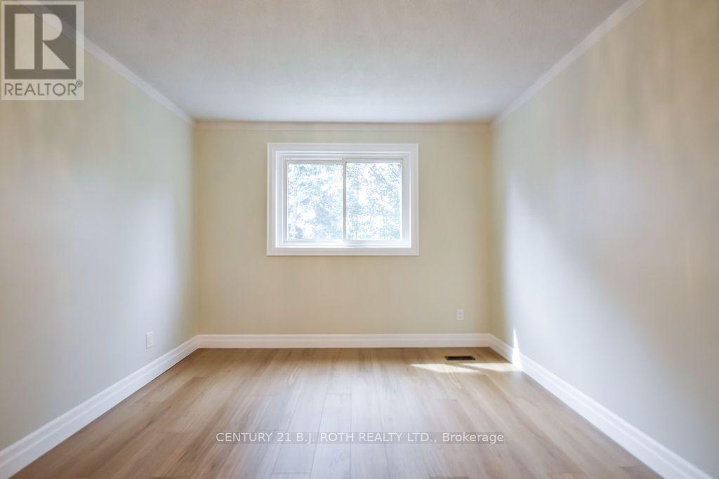 118 Marshall Street, Barrie, Ontario  L4N 4L5 - Photo 23 - S14099756
