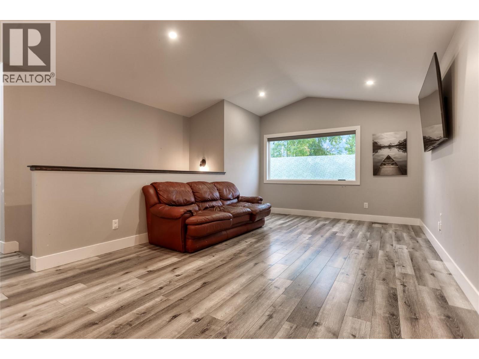 313 Lakeview Street Unit# 1, Castlegar, British Columbia  V1N 3Y1 - Photo 13 - 10403428