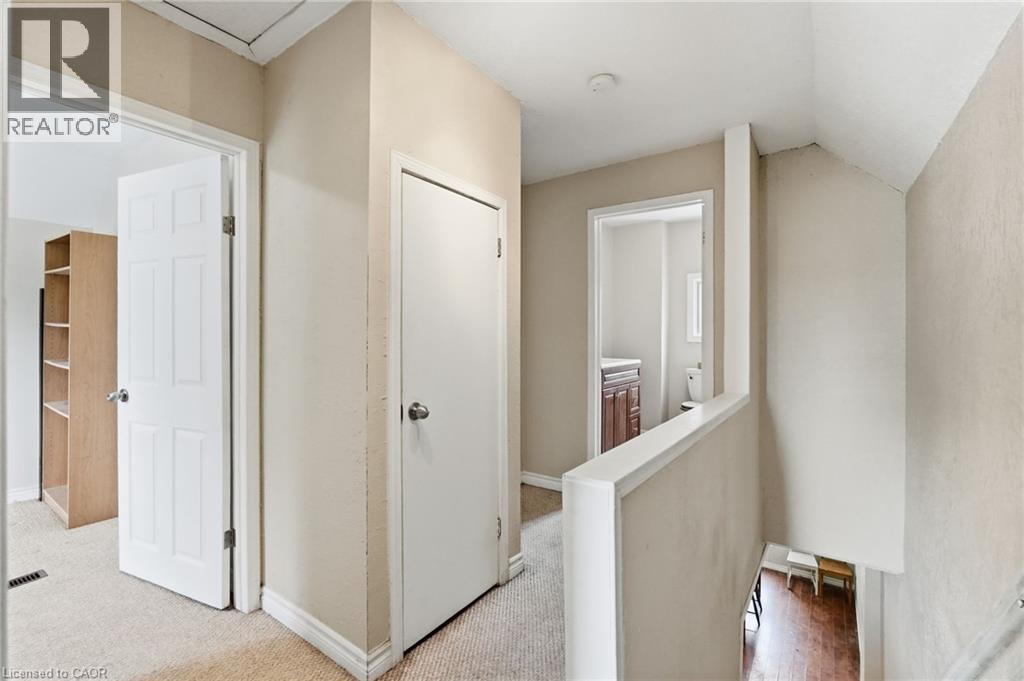 26 Niagara Street, Hamilton, Ontario  L8L 6A2 - Photo 11 - 40860599