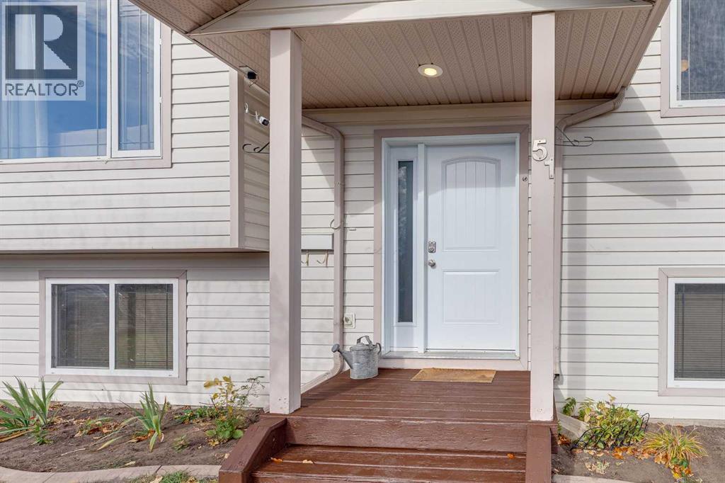 51 Plumtree Crescent