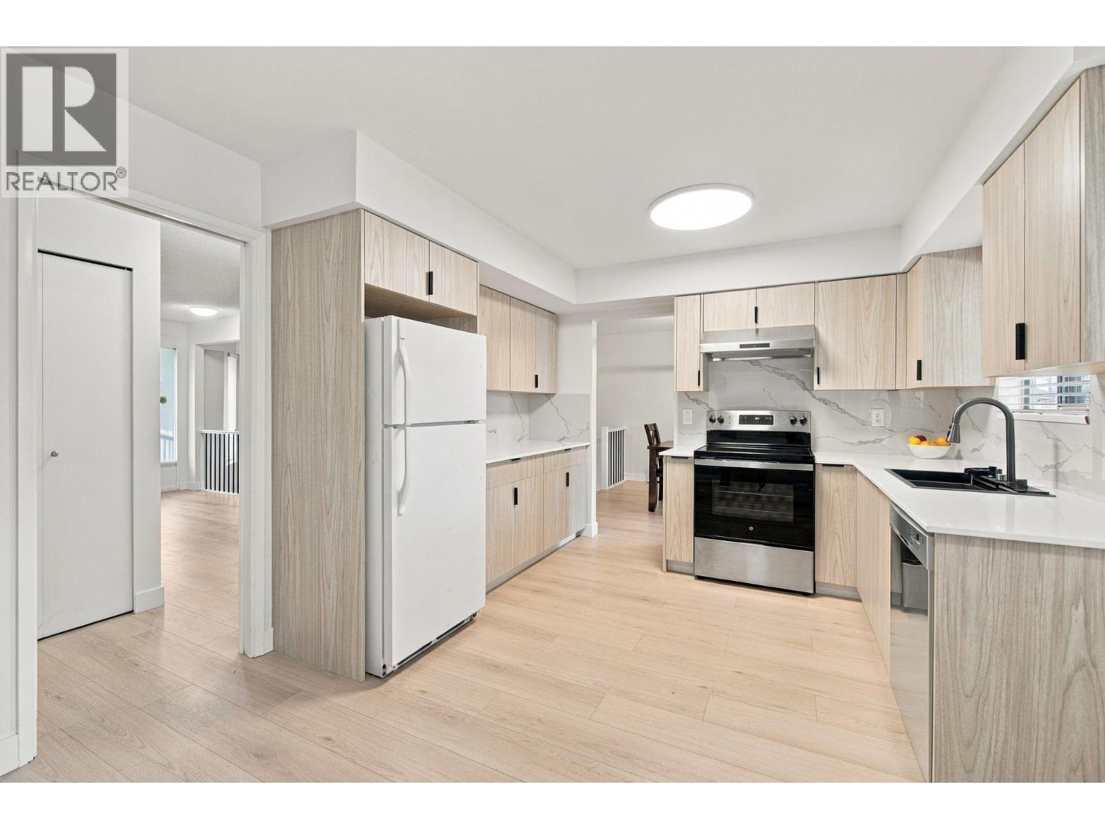 657 Poirier Street, Coquitlam, British Columbia  V3J 7M5 - Photo 32 - R3177059