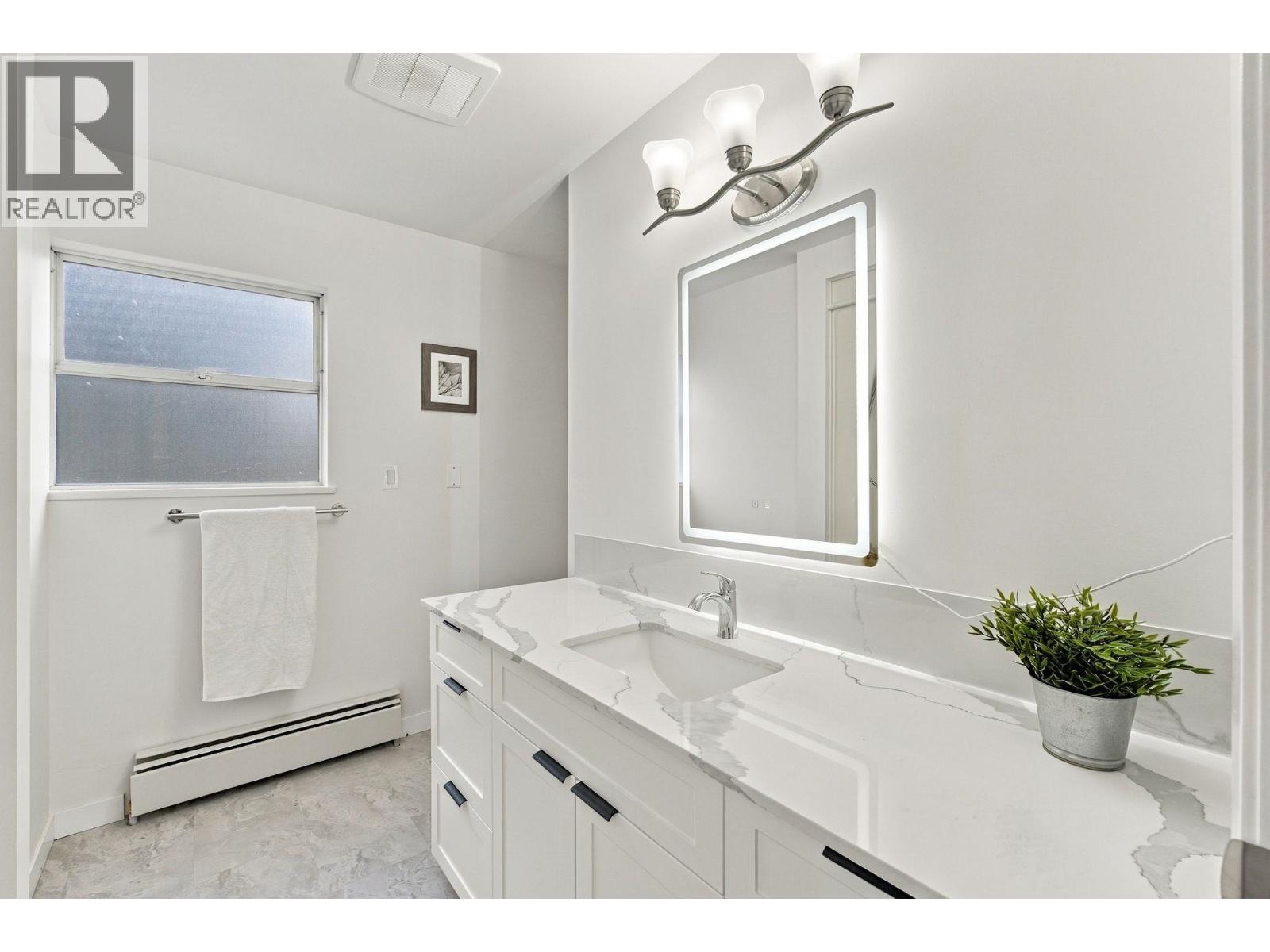 657 Poirier Street, Coquitlam, British Columbia  V3J 7M5 - Photo 7 - R3177059