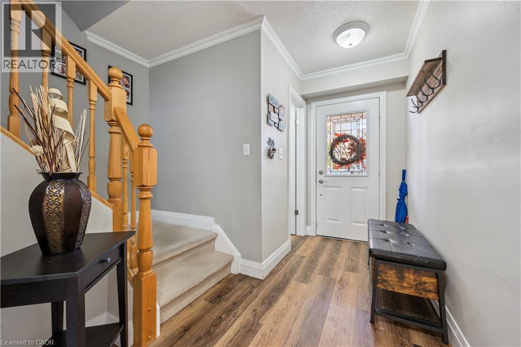7 Kroeger Crescent, Cambridge, Ontario  N3C 4J7 - Photo 5 - 40872704
