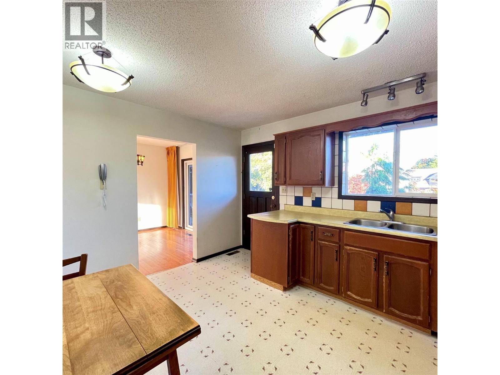 2681 Abbott Street, Kelowna, British Columbia  V1Y 1G3 - Photo 21 - 10364612