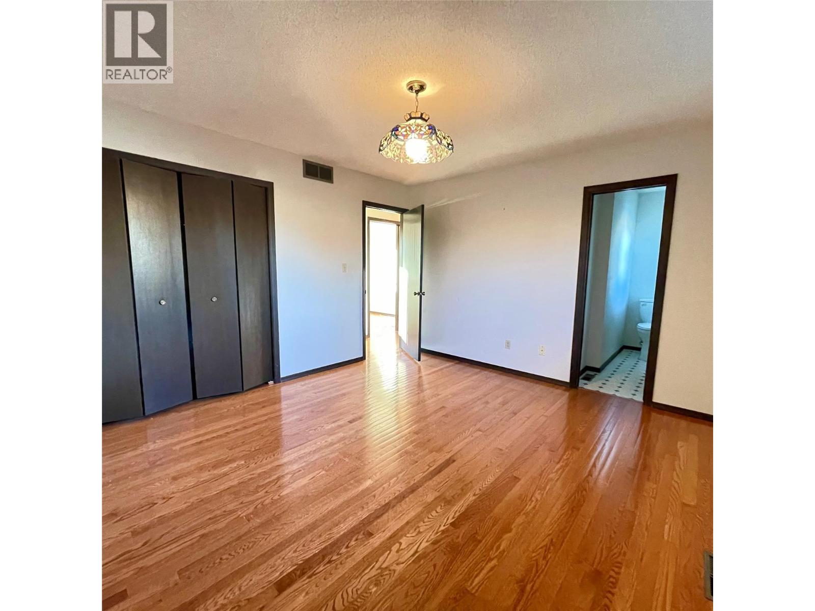 2681 Abbott Street, Kelowna, British Columbia  V1Y 1G3 - Photo 25 - 10364612