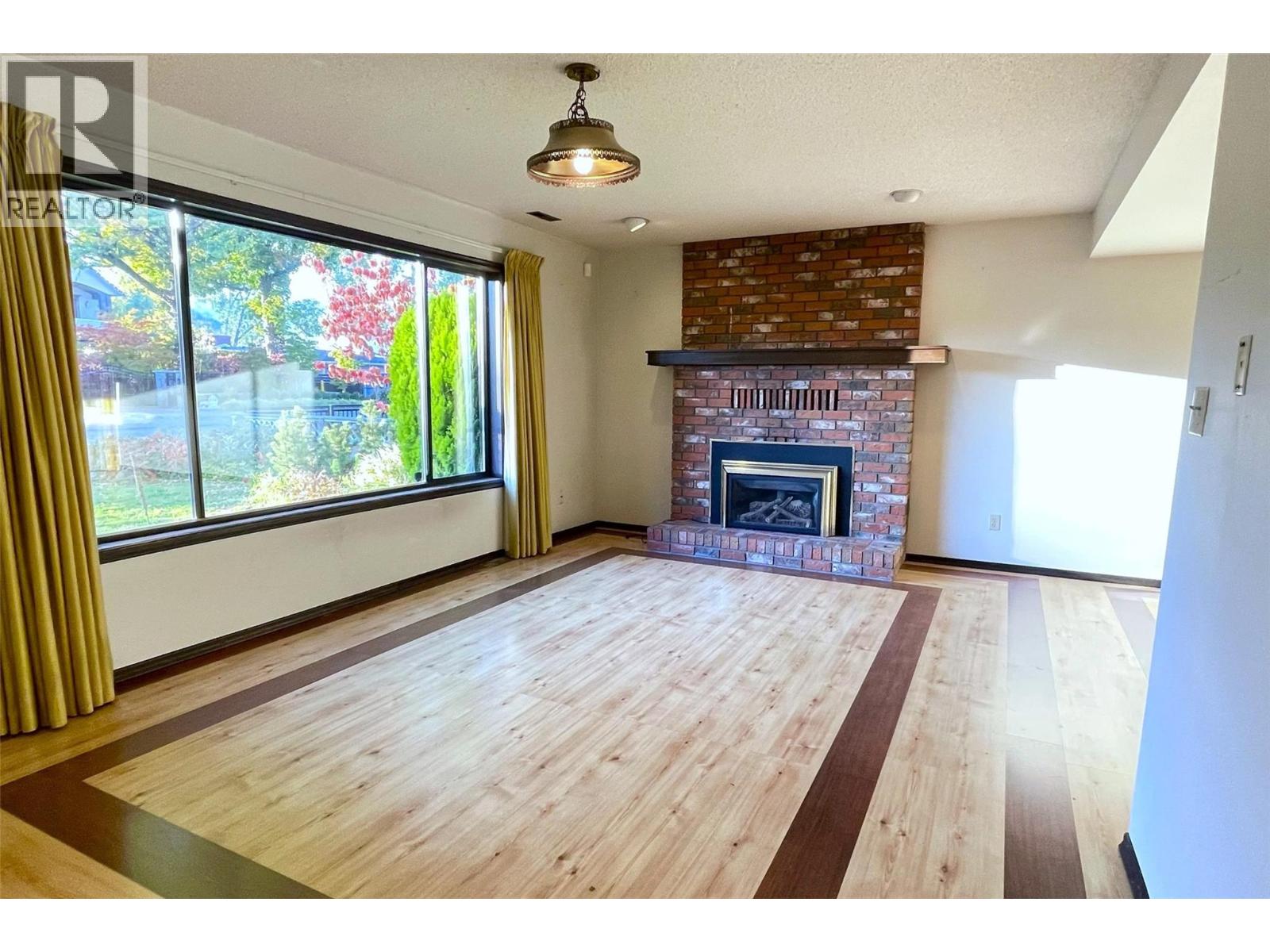 2681 Abbott Street, Kelowna, British Columbia  V1Y 1G3 - Photo 40 - 10364612