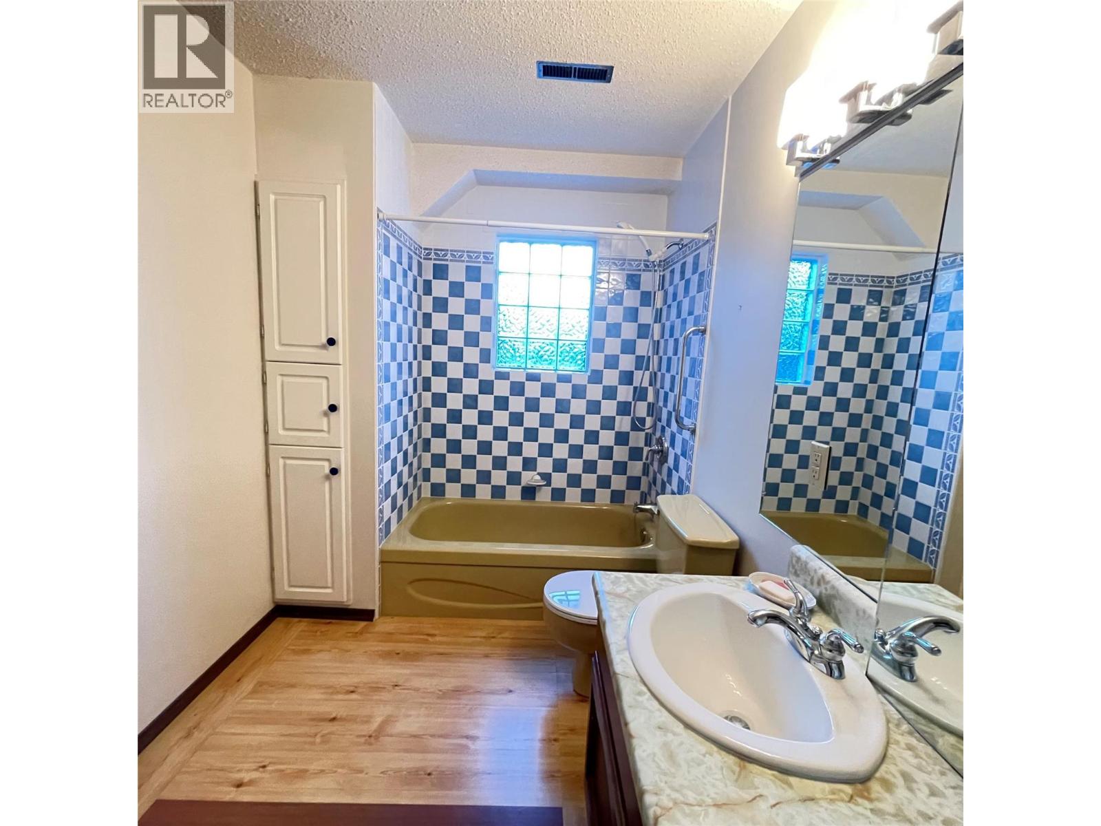 2681 Abbott Street, Kelowna, British Columbia  V1Y 1G3 - Photo 37 - 10364612