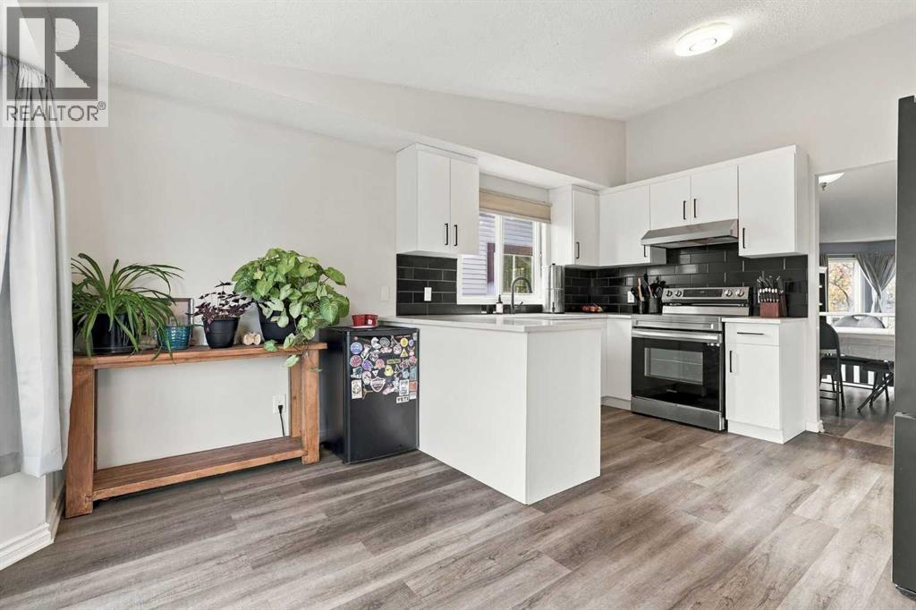 16 Mckenna Place SE