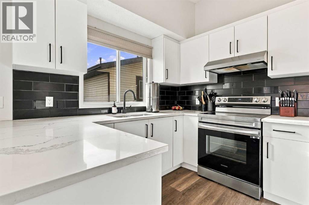16 Mckenna Place SE