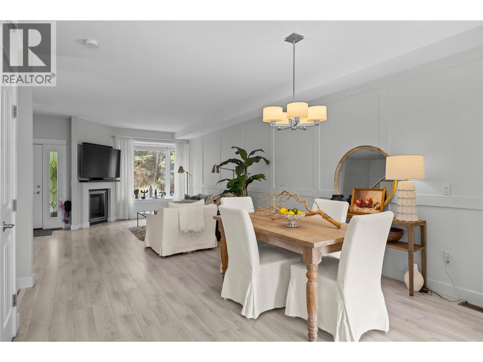 3275 Broadview Road Unit# 10