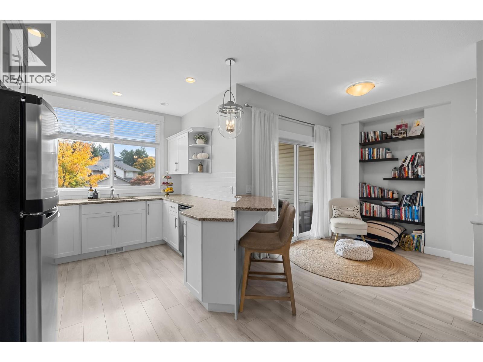 3275 Broadview Road Unit# 10