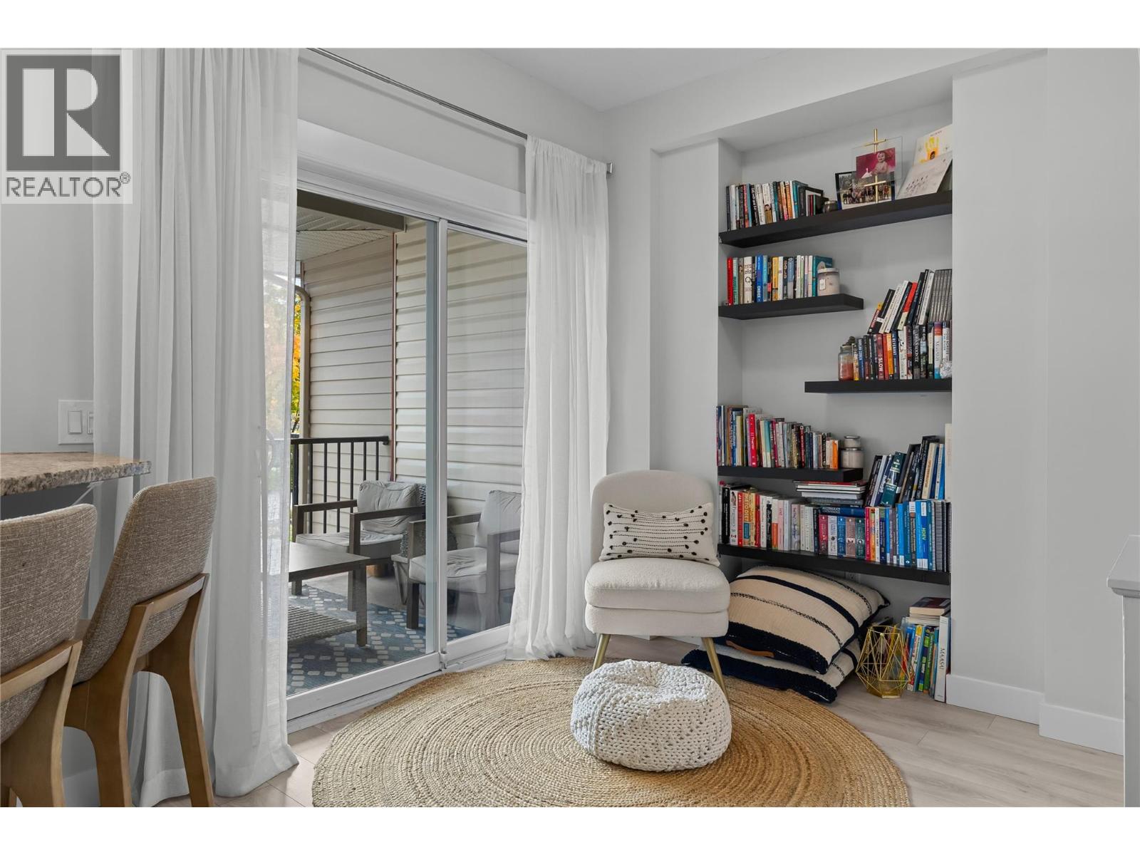 3275 Broadview Road Unit# 10