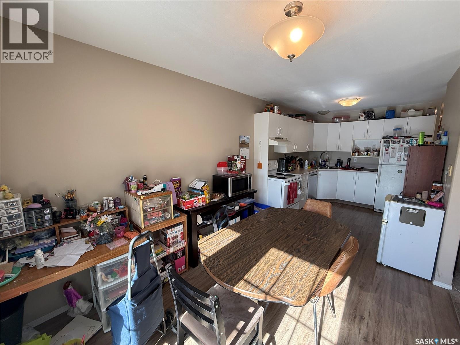 634-636 Pendygrasse Road, Saskatoon, Saskatchewan  S7M 5N2 - Photo 9 - SK051527