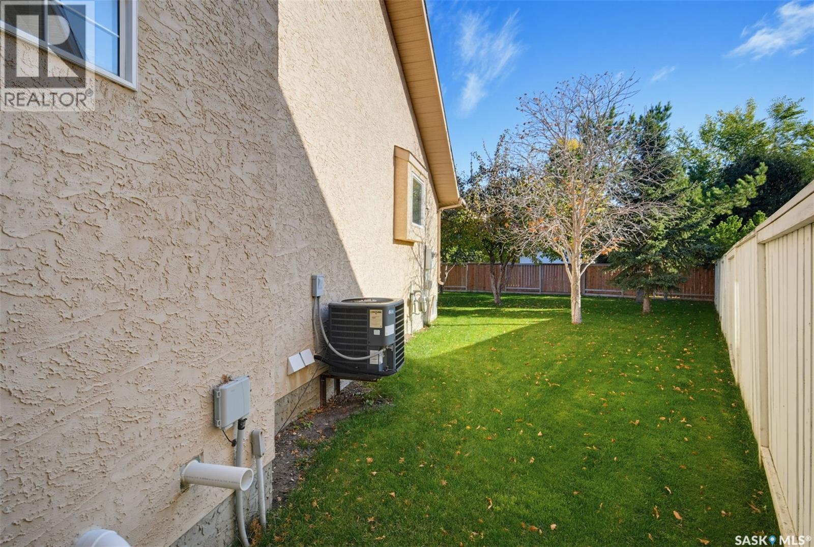126 Woods Court, Saskatoon, Saskatchewan  S7N 4M2 - Photo 27 - SK051343