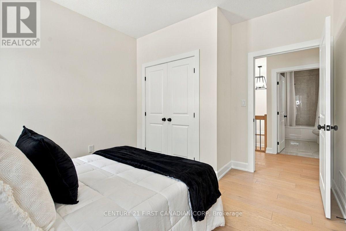 12 Briscoe Crescent, Strathroy-Caradoc, Ontario N7G 4E1 - Photo 26 - X14099880
