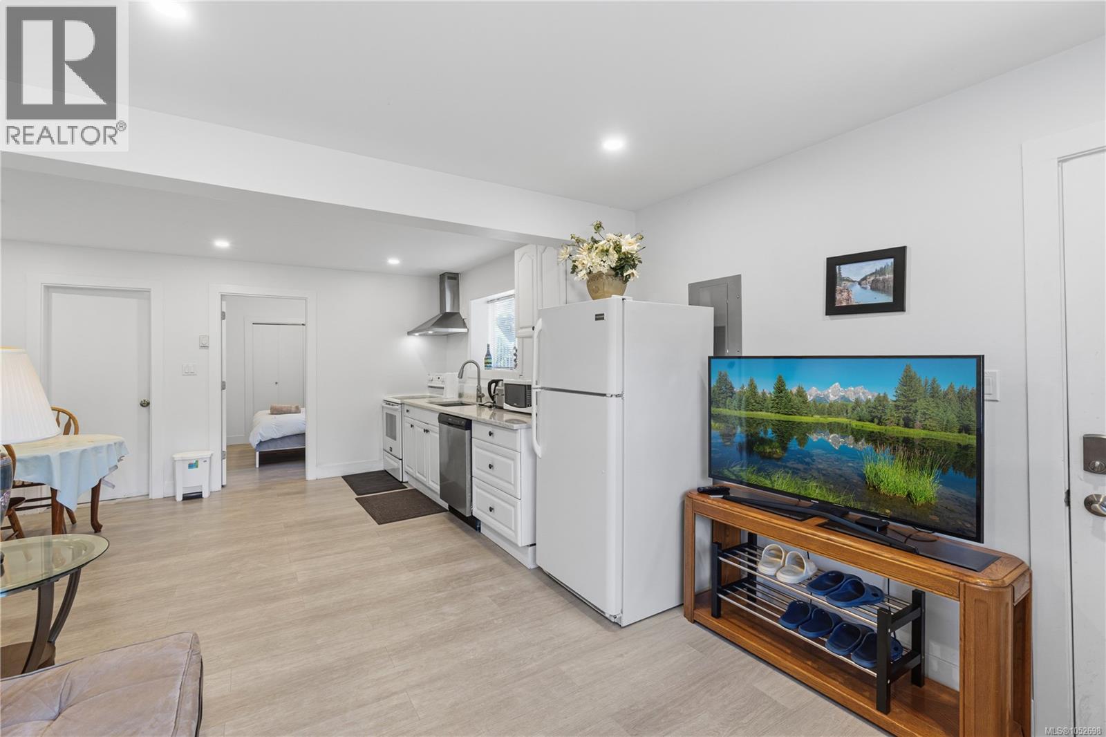 5072 Vista View Cres