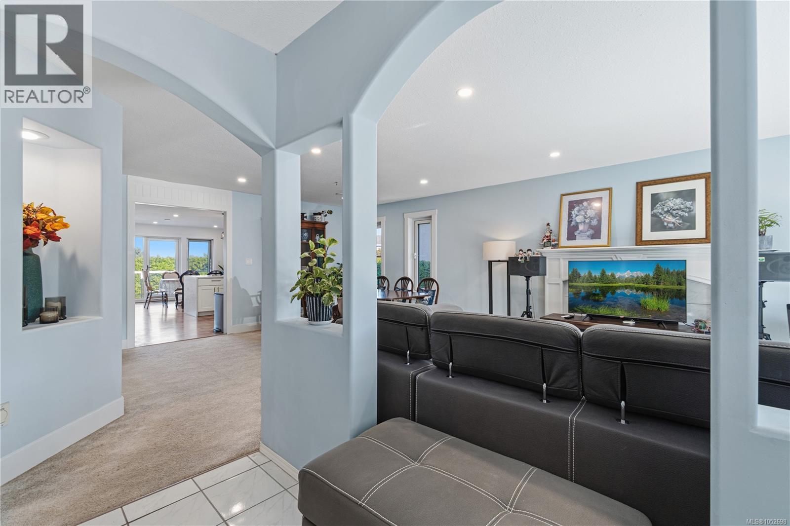 5072 Vista View Cres