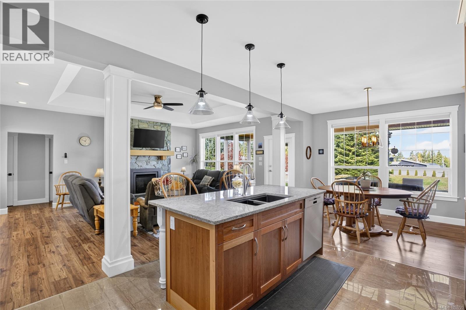 3630 Eagleview Dr