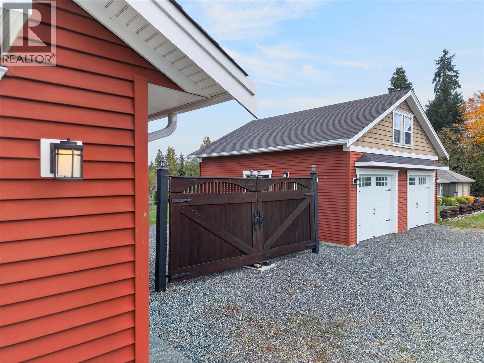 3630 Eagleview Dr