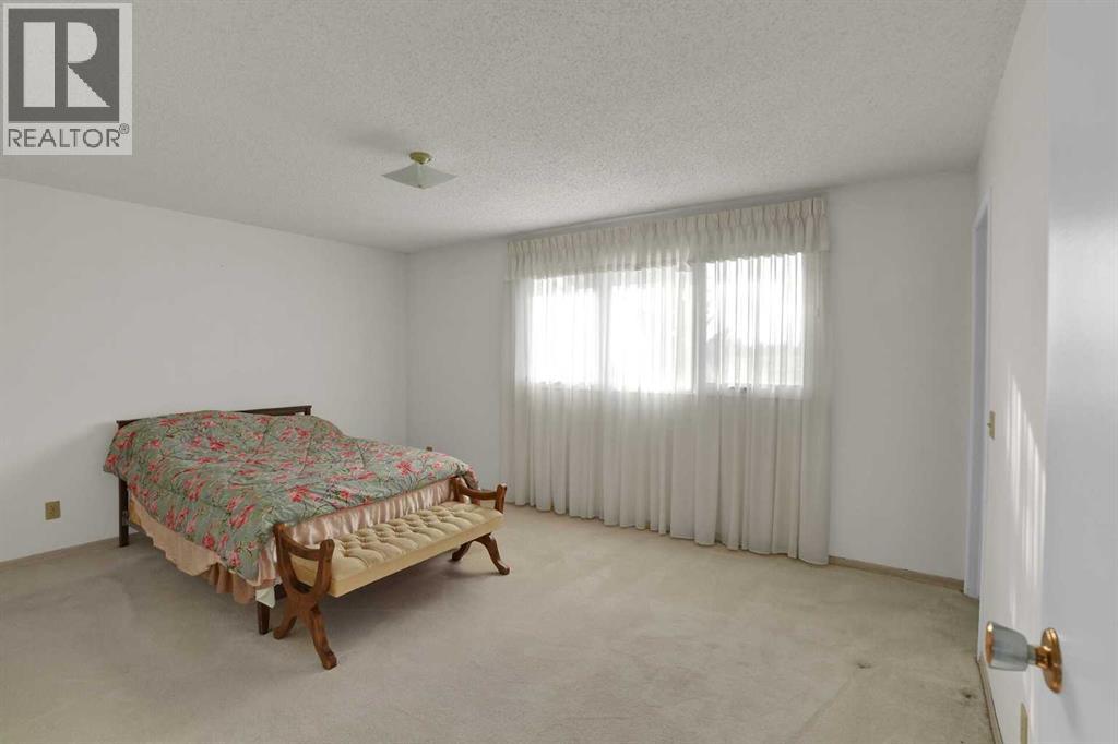 161 Braniff Crescent SW, Calgary, Alberta  T2W 2M3 - Photo 25 - A2351359