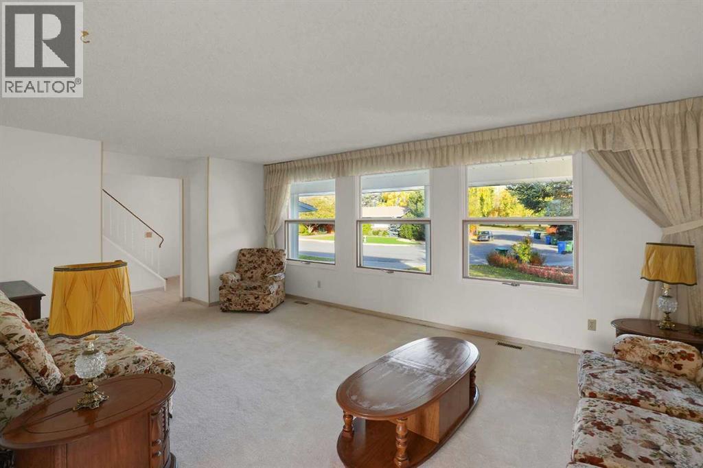 161 Braniff Crescent SW, Calgary, Alberta  T2W 2M3 - Photo 16 - A2351359