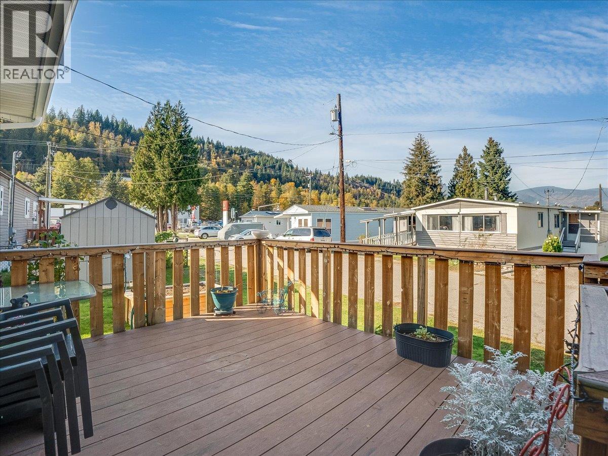 1601 Columbia Avenue Unit# 26, Castlegar, British Columbia  V1N 1J1 - Photo 12 - 10403984