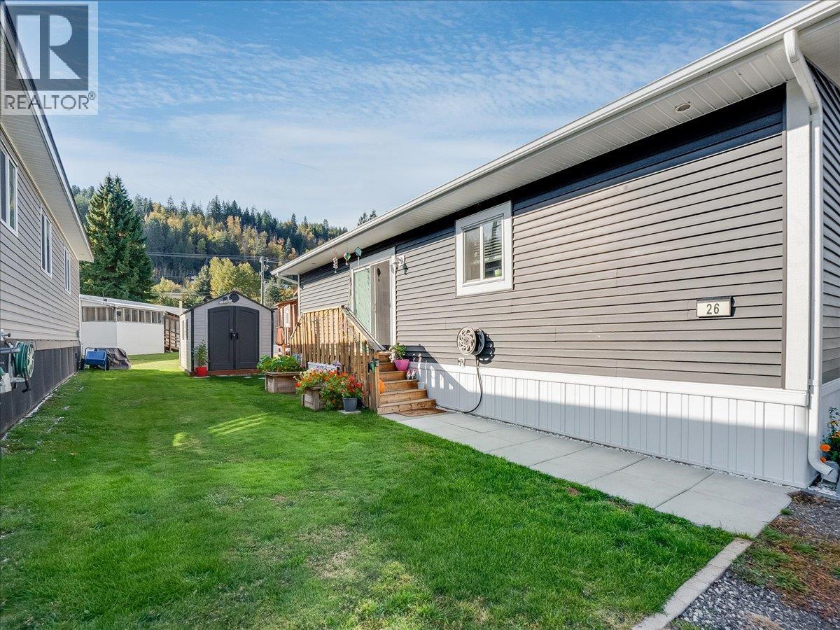 1601 Columbia Avenue Unit# 26, Castlegar, British Columbia  V1N 1J1 - Photo 3 - 10403984