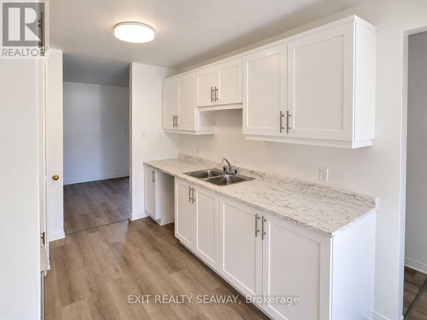 219 Lemay Street, Cornwall, Ontario  K6H 3C2 - Photo 4 - X14099946