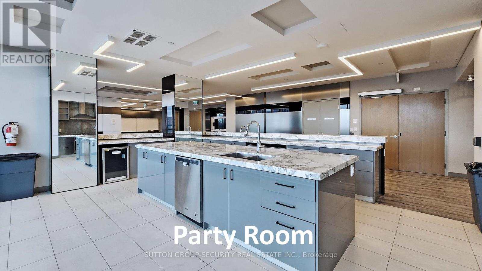 601 - 1603 Eglinton Avenue W, Toronto, Ontario  M6E 0A1 - Photo 30 - C14099830
