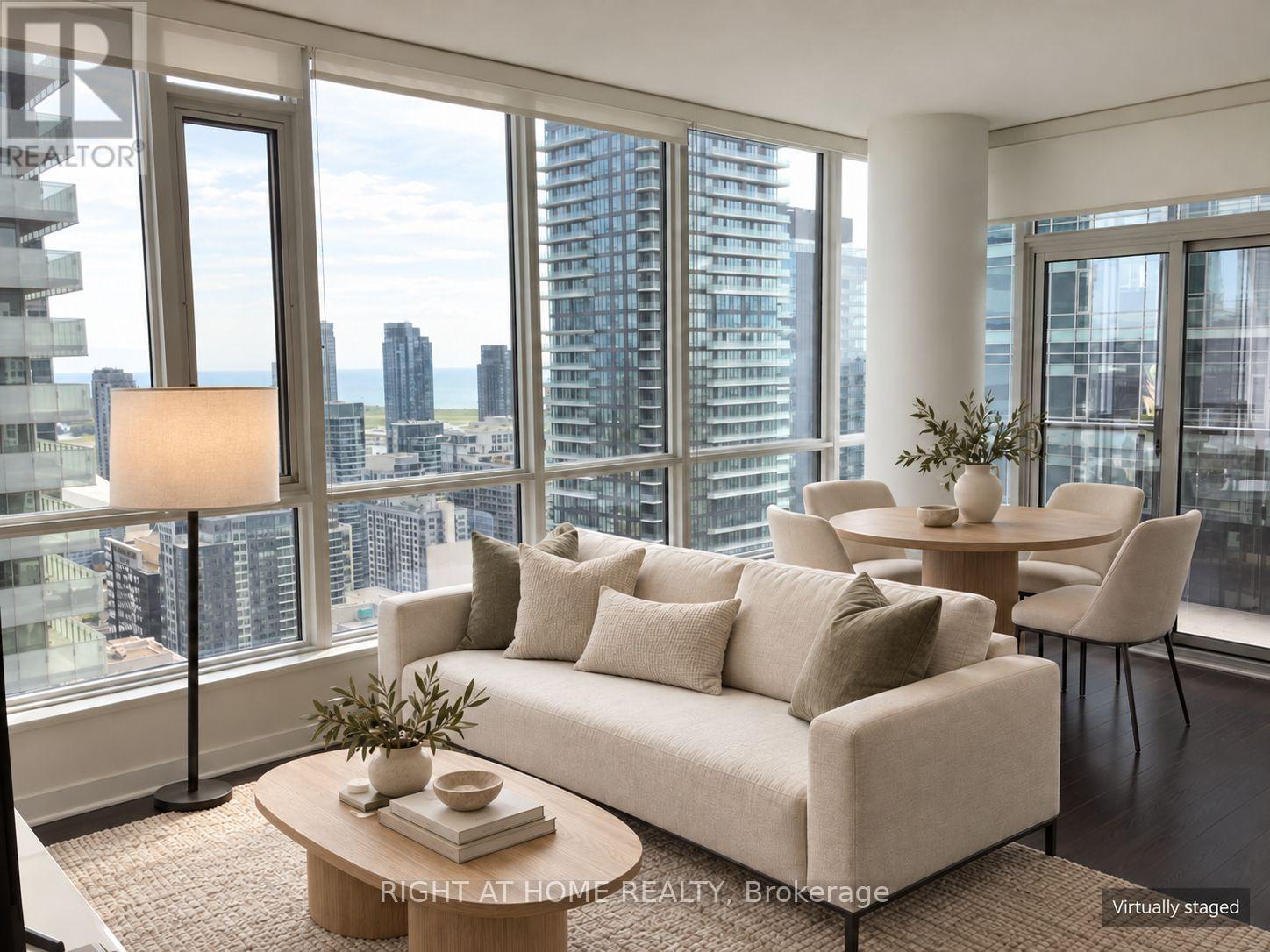3809 - 295 Adelaide Street W, Toronto, Ontario  M5V 0L4 - Photo 1 - C14099944