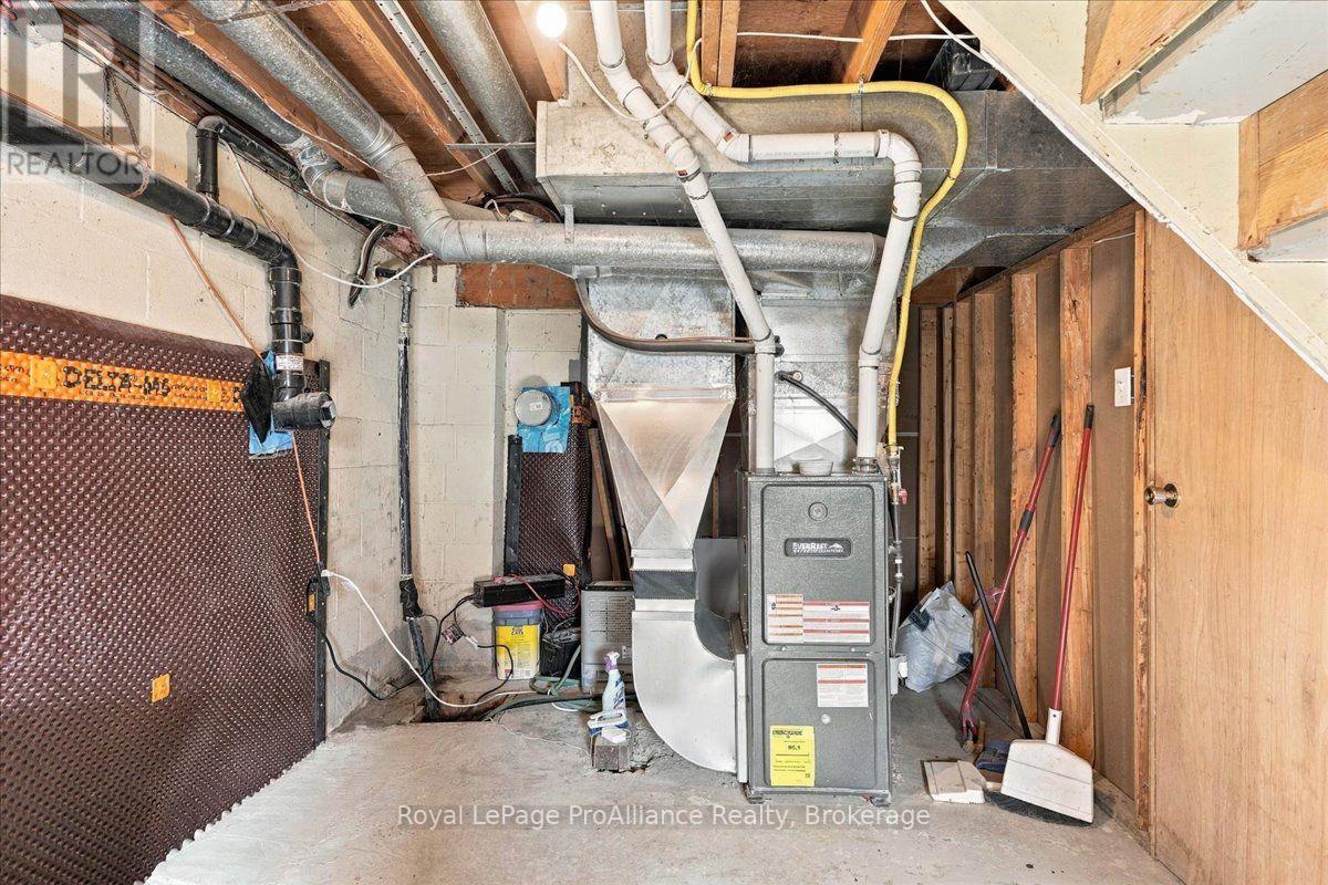 25 Ashley Street, Belleville, Ontario  K0K 2B0 - Photo 32 - X14099962
