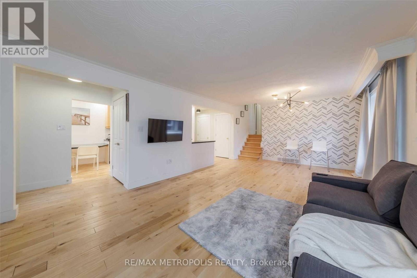 Main - 21 Hills Road, Ajax, Ontario  L1S 2W2 - Photo 4 - E14099968