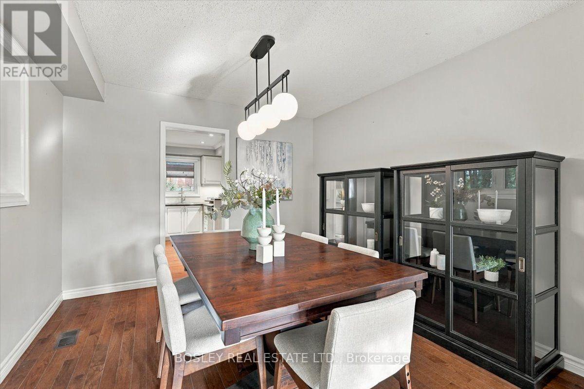 2259 Cottonwood Circle, Pickering, Ontario  L1X 2P9 - Photo 6 - E14099980